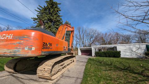 April 2024 - PXL_20240416_203703051.jpg