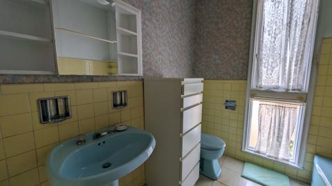 April 2024 - PXL_20240416_205303404.jpg