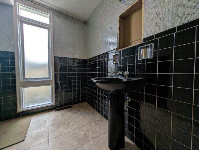 April 2024 - PXL_20240416_205432921.jpg