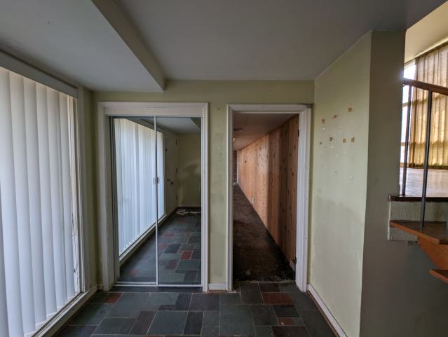 April 2024 - PXL_20240416_205803717.jpg