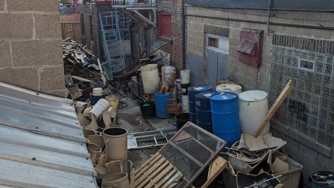 Dark and dusty - PXL_20240419_225431808.jpg