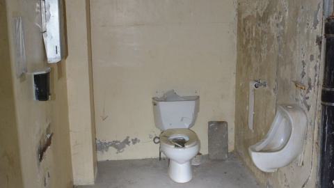 Dark and dusty - DSC_0385.JPG