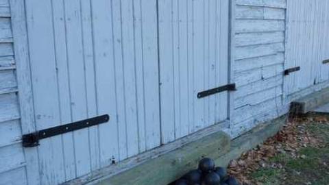 Butler's Barracks photo 2