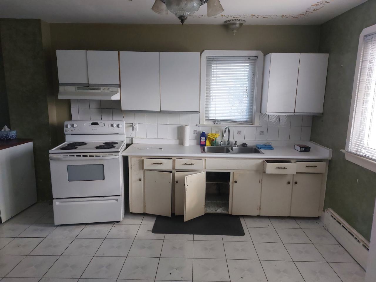 Suburban farm - 20240430_174406.jpg