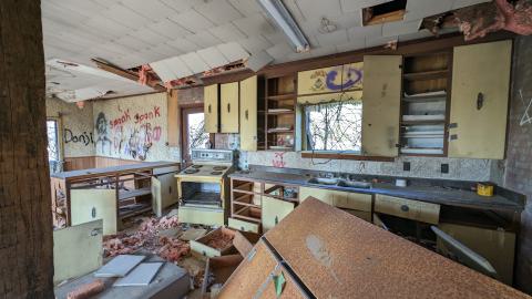 May 2024 - PXL_20240504_214152281.jpg