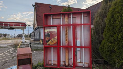 May 2024 - PXL_20240504_232456863.jpg