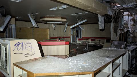 May 2024 - PXL_20240504_224635849.jpg