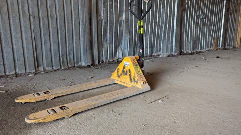 Just a shed - PXL_20240506_221317647.MP.jpg