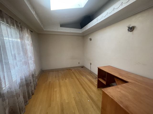 Abandoned house - IMG_5196.jpeg