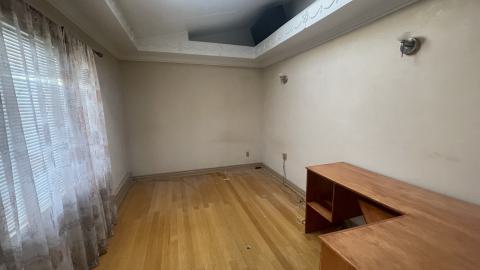 Abandoned house - IMG_5196.jpeg