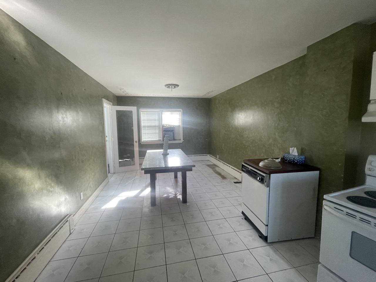 Abandoned house - IMG_5189.jpeg