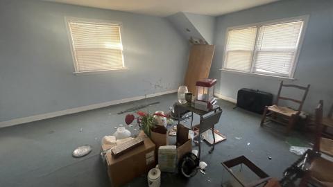 Abandoned house 2 - IMG_5205.jpeg