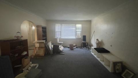 Abandoned house 2 - IMG_5203.jpeg