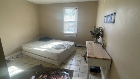 Abandoned house 2 - IMG_5199.jpeg