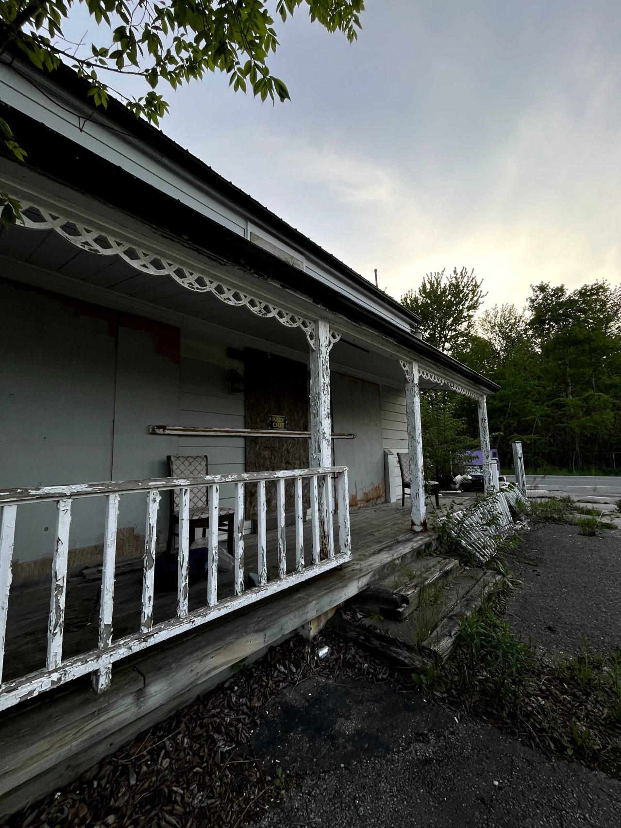 stinkytown gas station - IMG_1726.jpg