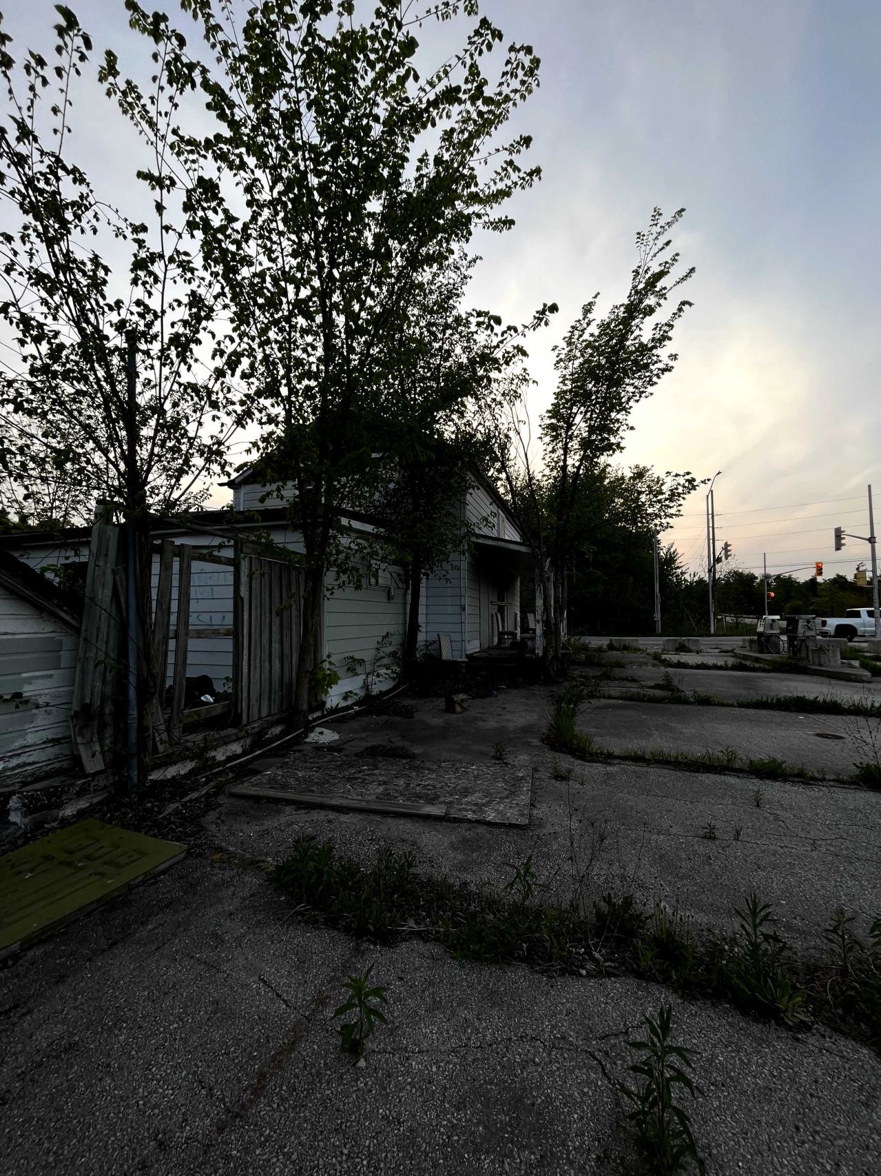 stinkytown gas station - IMG_1723.jpg