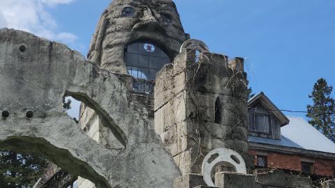 Screaming Heads 😱 - 1000004842.jpg