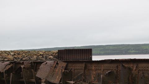 The dock from behind the metal thing