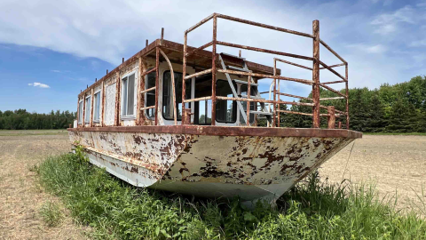 Abandoned boat - South Glengarry, Ontario
