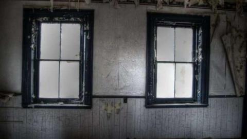 Drove right up to the house - 3a.jpg