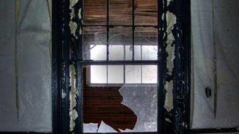 Drove right up to the house - 6d.jpg