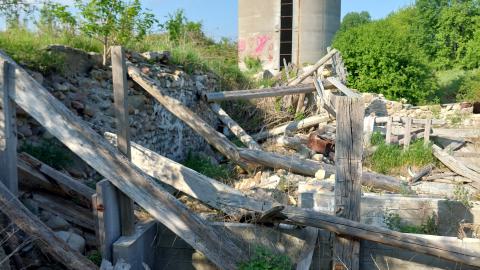 Wood and Stone - 20240518_172118.jpg