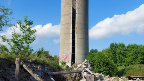 Wood and Stone - 20240518_172132.jpg