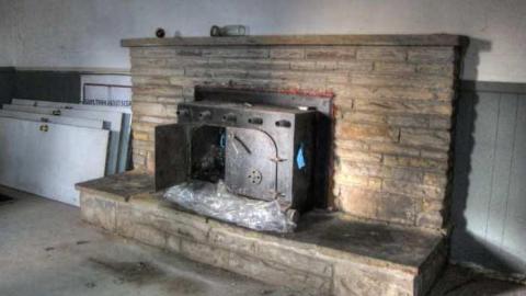 Missisauga Steel - 5c.jpg