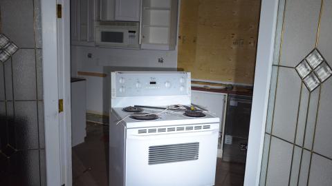 Trull Squatter's Home - DSC_0474.JPG