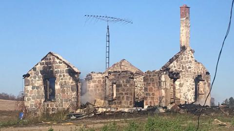 Some more pictures - farmhouse-fire-1-6642800.jpg