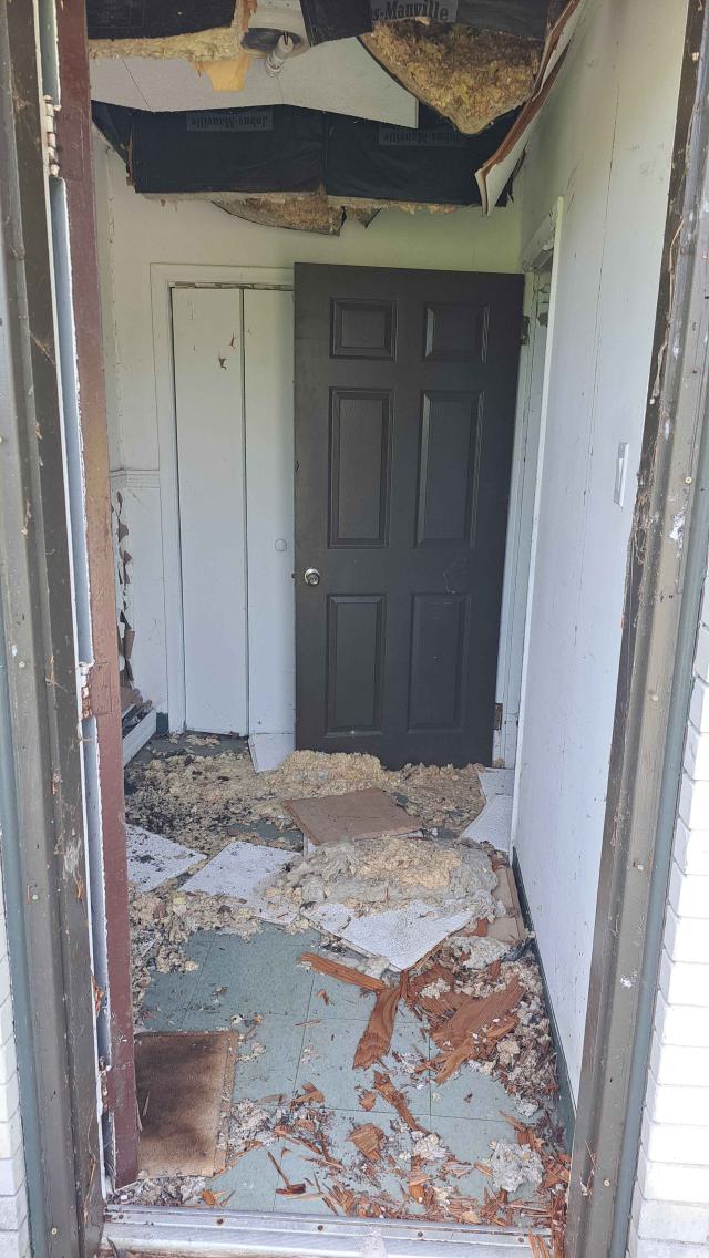 abandoned motel off the road - The Blue Mountains, Ontario