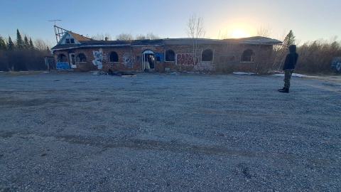 Photo from motel longbranch, 04-2023