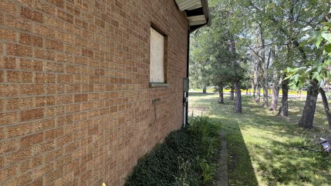 Exterior - IMG_9864.jpg