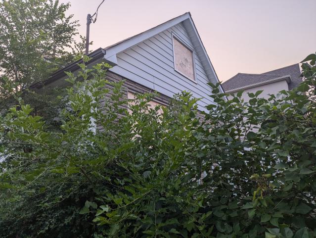 Generic Suburban Bungalow #22 - PXL_20240728_002524268.jpg