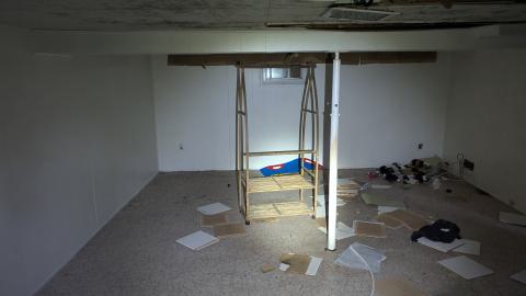 Generic Suburban Bungalow #22 - PXL_20240728_002725647.MP.jpg