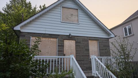 Birchmount Bungalow photo 3