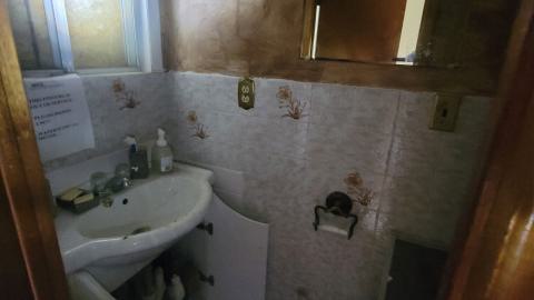 Derry @ McLaughlin Bungalow photo 3