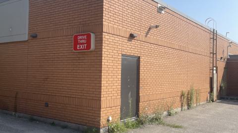 Sticky floor - IMG_3197.jpeg