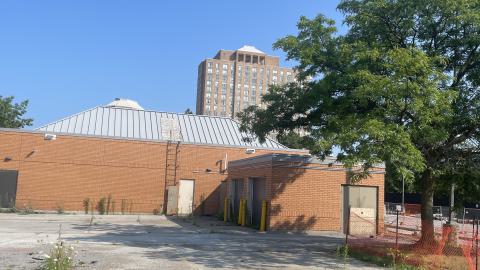 Sticky floor - IMG_3201.jpeg