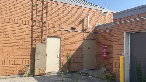 Sticky floor - IMG_3203.jpeg