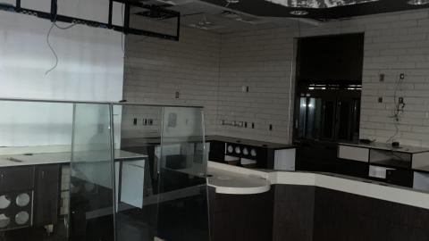 Sticky floor - IMG_3238.jpeg