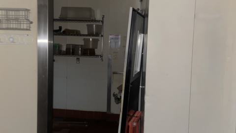 Sticky floor - IMG_3205.jpeg