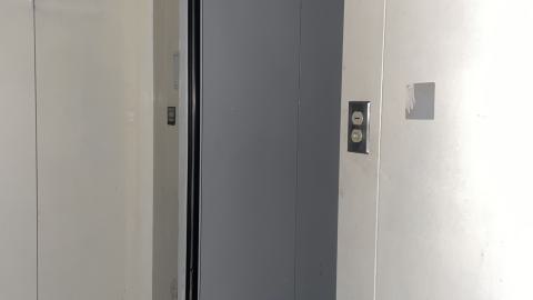 Sticky floor - IMG_3206.jpeg