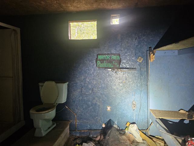 Kenty Mine: In need of renovations. photo 5