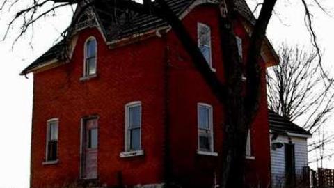 March 2012 - Christmas-Catastrophe5.jpg