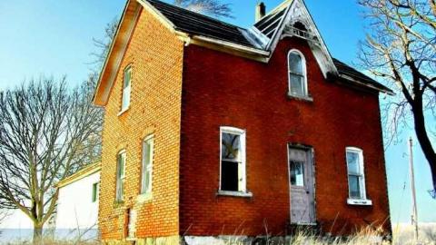 March 2012 - Christmas-Catastrophe15.jpg