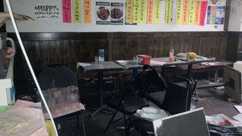 Whos Messing With Us? - IMG_4119.jpeg