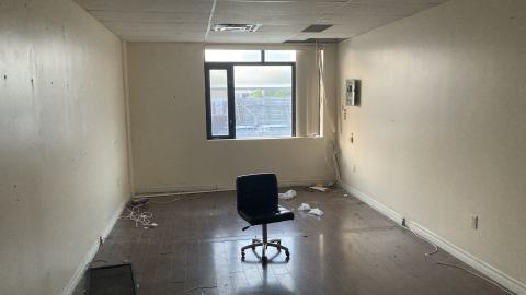 Whos Messing With Us? - IMG_4145.jpeg