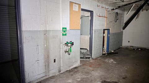 Shadows & Lighting - IMG_7633.jpg