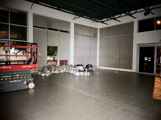 Shadows & Lighting - IMG_7620 (1).jpg